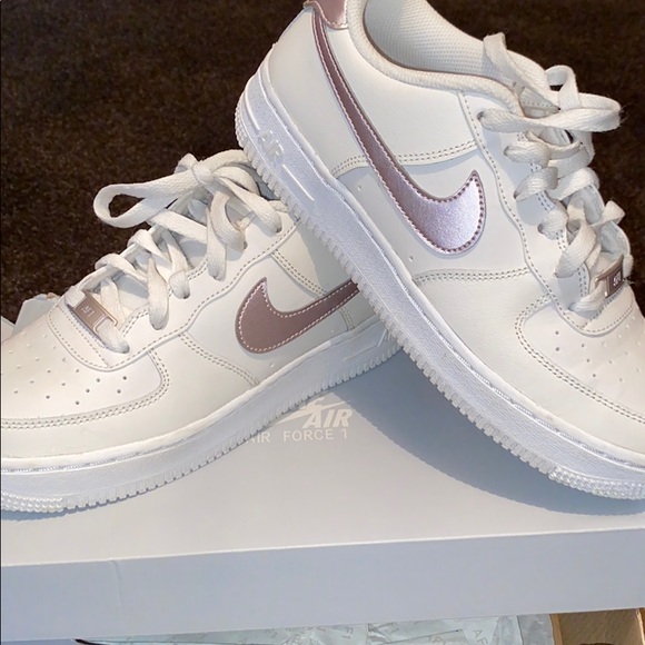 Nike Shoes - AIR FORCE 1s